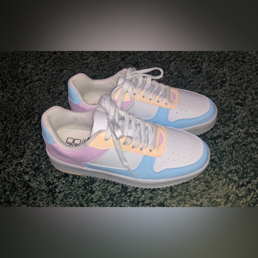 No Boundaries Memory Foam White Sneaker